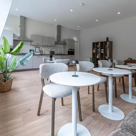 بيت للعطل Cozy Hotel-style Near