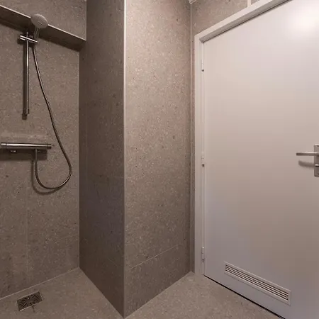 بيت للعطل Cozy Hotel-style Near تيلبورغ