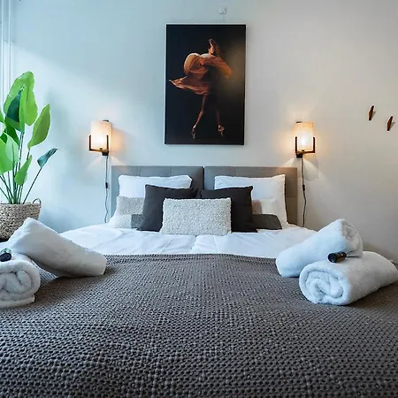 بيت للعطل Cozy Hotel-style Near *